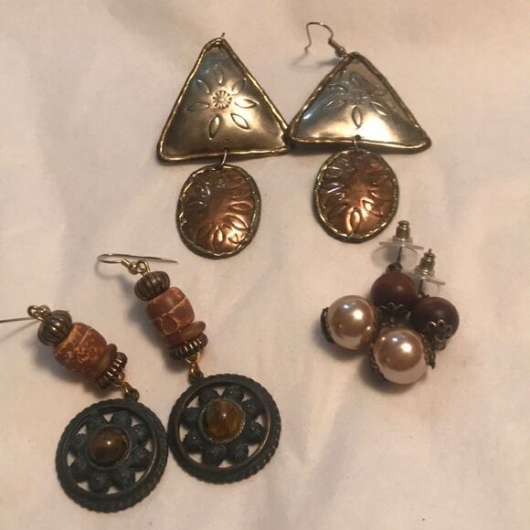 Three Pairs of Dangle Earrings $10!! - Picture 1 of 2